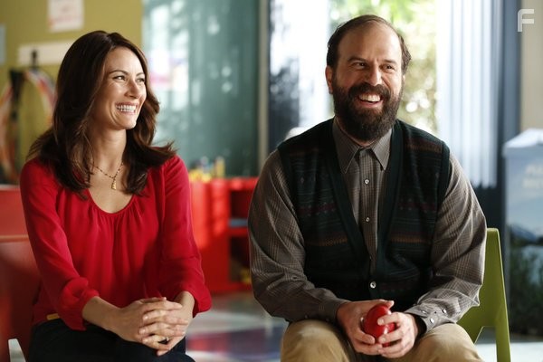 Laura Benanti and Brett Gelman in На старт! (2012)