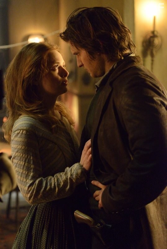 Alex Paxton-Beesley and Tom Weston-Jones in Легавый (2012)