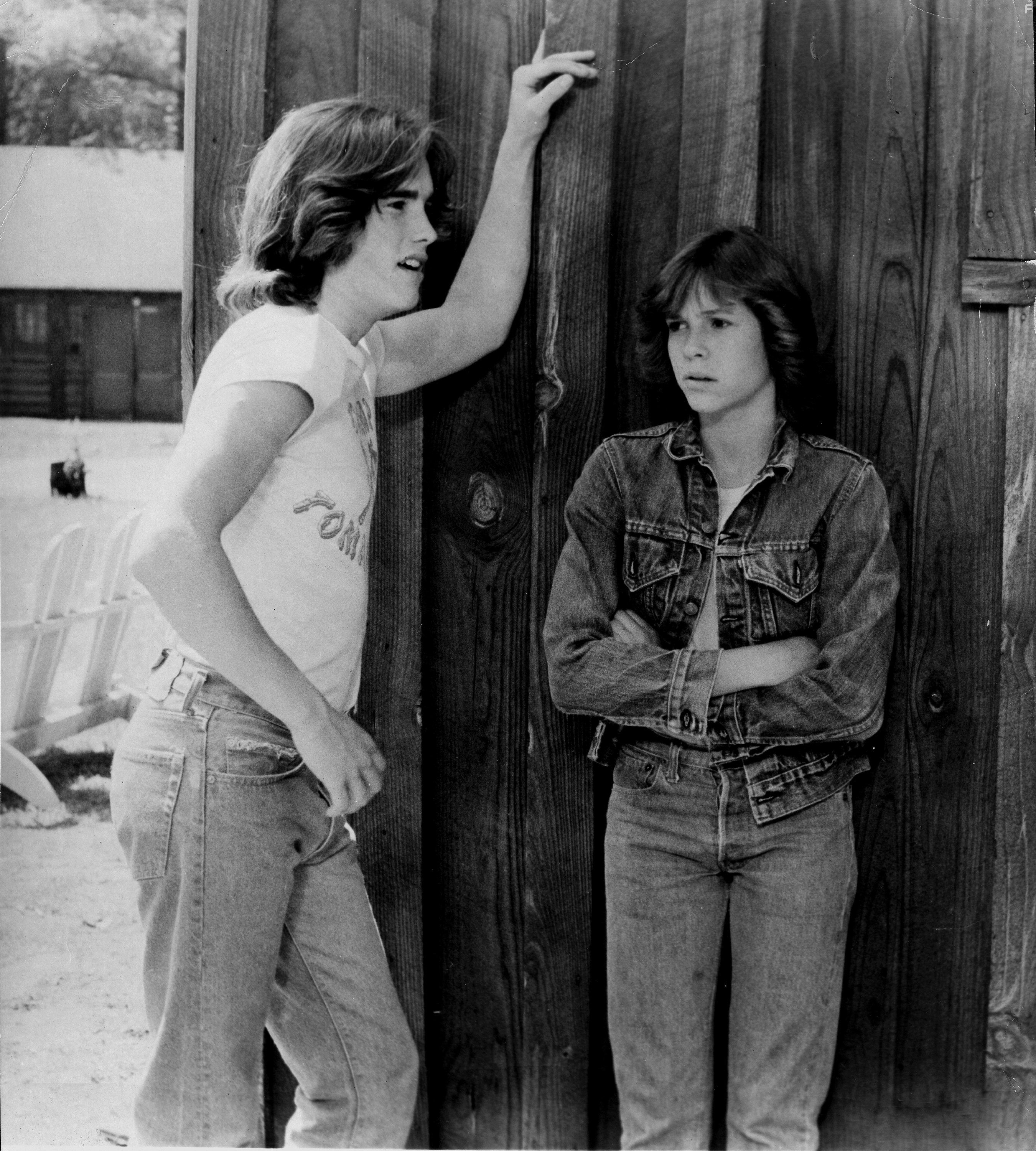 Matt Dillon and Kristy McNichol in Маленькие прелестницы (1980)