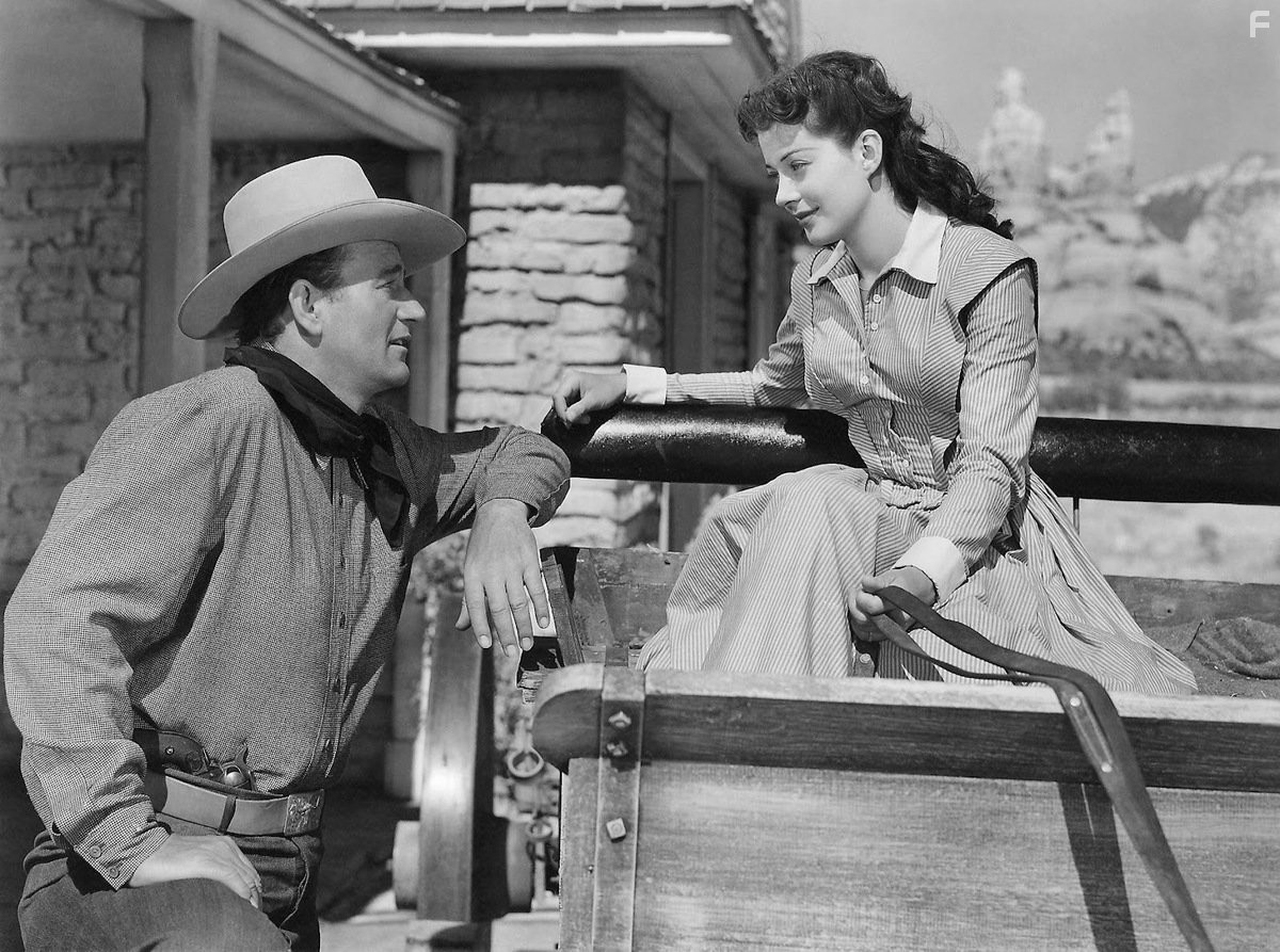 John Wayne and Gail Russell in Ангел и негодяй (1947)