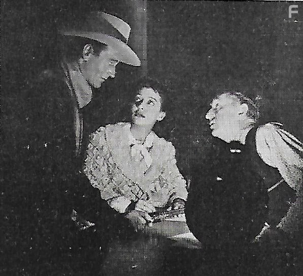 John Wayne, Olin Howland, and Gail Russell in Ангел и негодяй (1947)