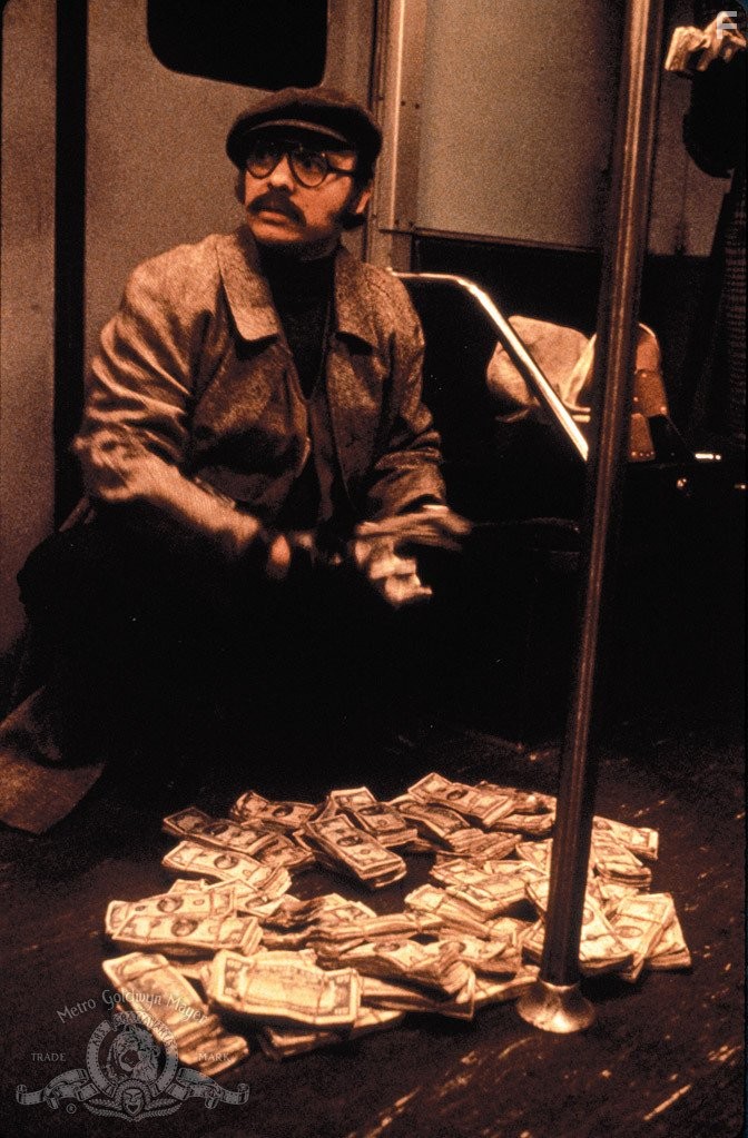 Hector Elizondo in Захват поезда Пелэм 1-2-3 (1974)