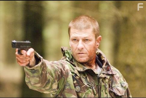 Sean Bean in Вне закона (2007)