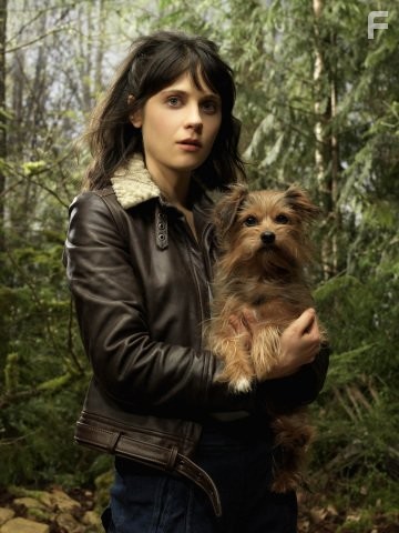 Zooey Deschanel in Заколдованное королевство (2007)