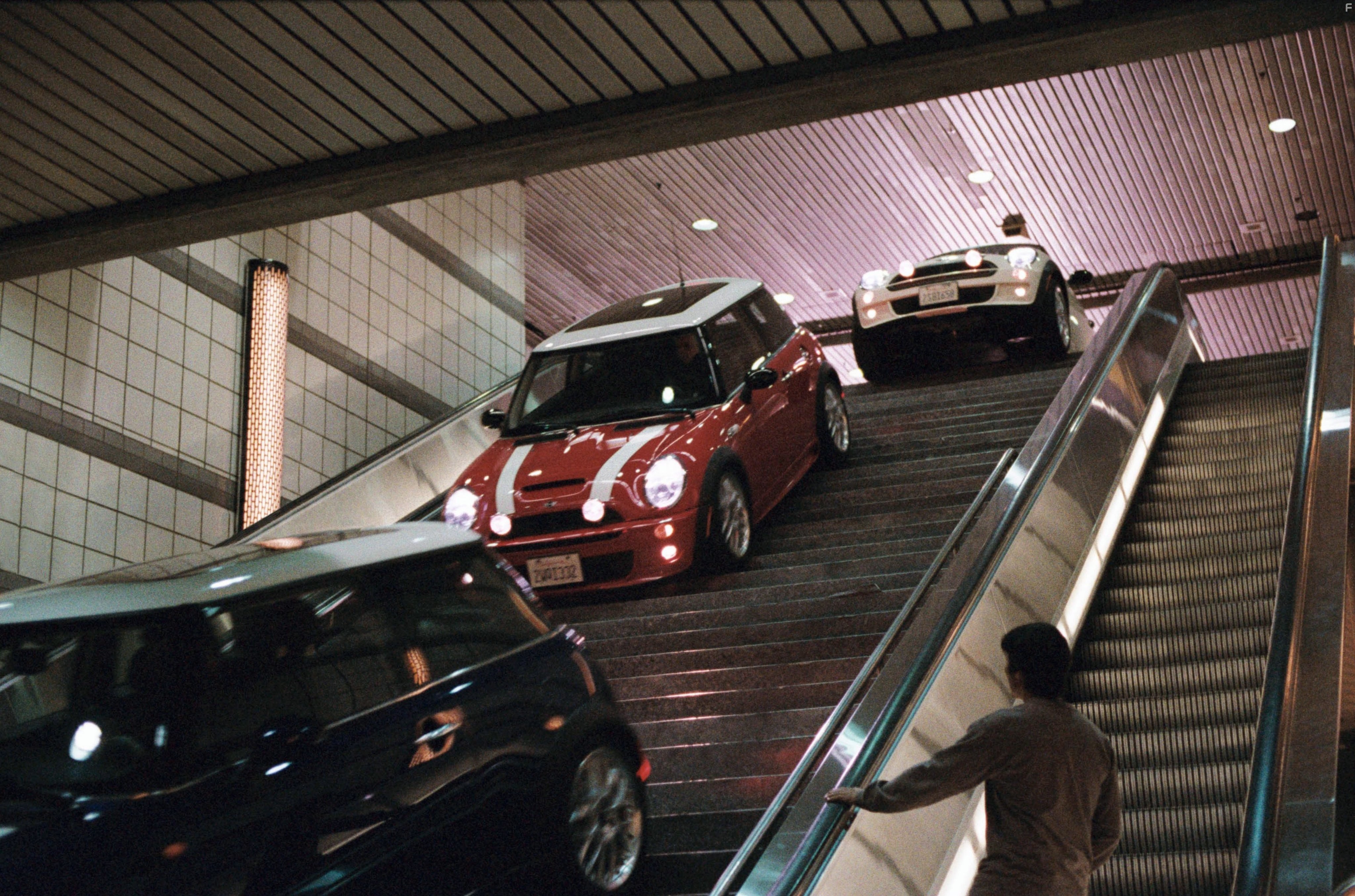 Ограбление по-итальянски (2003)