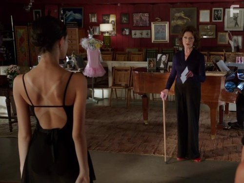 Kelly Bishop in Балерины (2012)