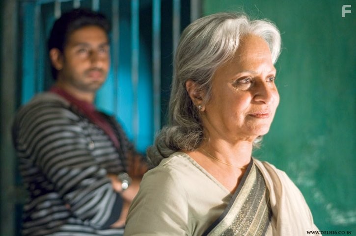 Waheeda Rehman in Дели-6 (2009)