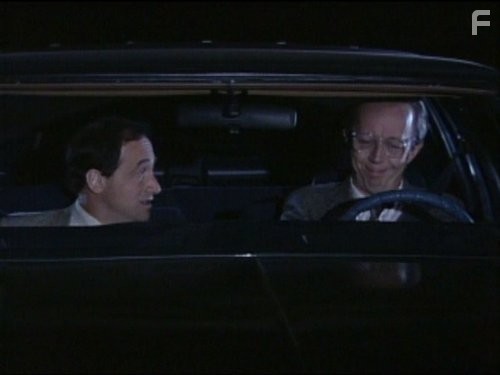 Todd Susman and Max Wright in Альф (1986)