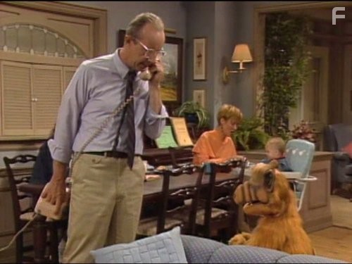 Anne Schedeen and Max Wright in Альф (1986)