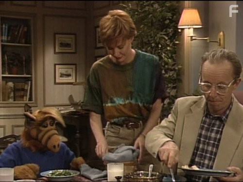 Anne Schedeen and Max Wright in Альф (1986)