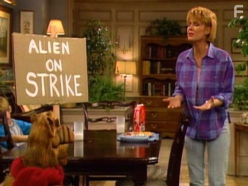 Anne Schedeen in Альф (1986)