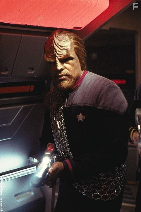 Michael Dorn in Звездный путь: Возмездие (2002)