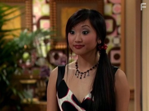 Brenda Song in Всё тип-топ, или Жизнь Зака и Коди (2005)