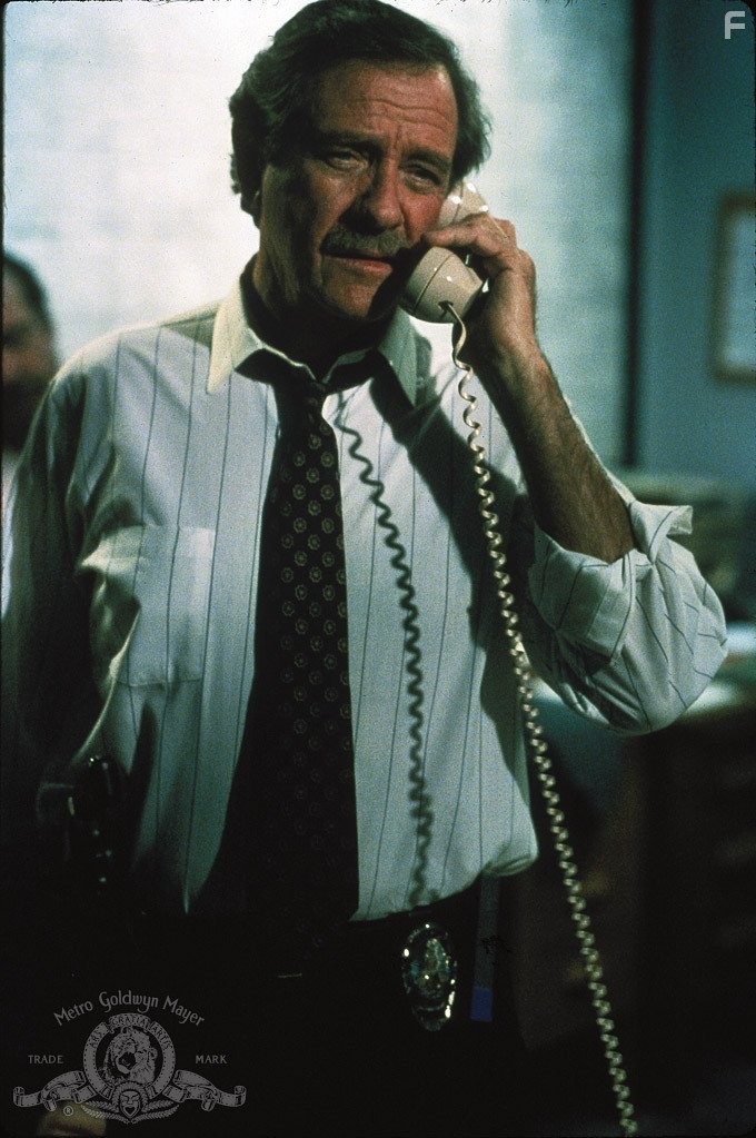 Richard Crenna in The Case of the Hillside Stranglers (1989)