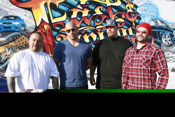 Vin Diesel and Mister Cartoon in Форсаж 4 (2009)