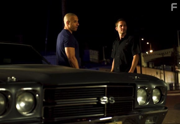 Vin Diesel and Paul Walker in Форсаж 4 (2009)