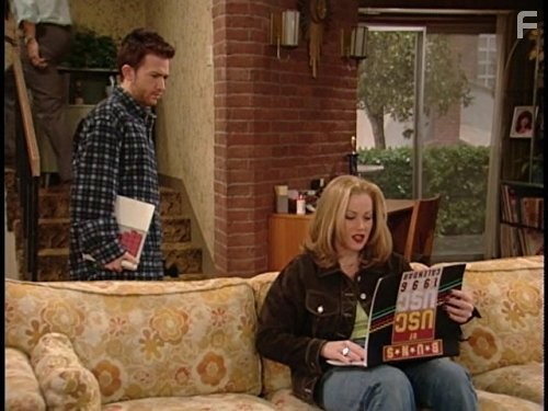 Christina Applegate and David Faustino in Женаты... с детьми (1987)