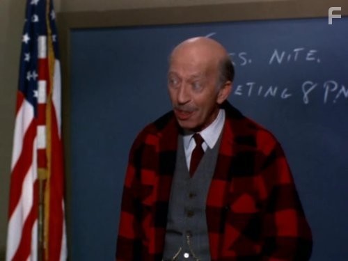 Frank Cady in Зеленые просторы (1965)