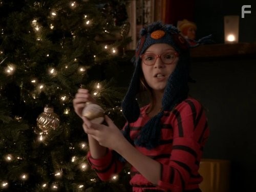 Bebe Wood in Новая норма (2012)