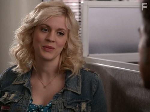 Georgia King in Новая норма (2012)