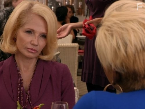 Ellen Barkin in Новая норма (2012)