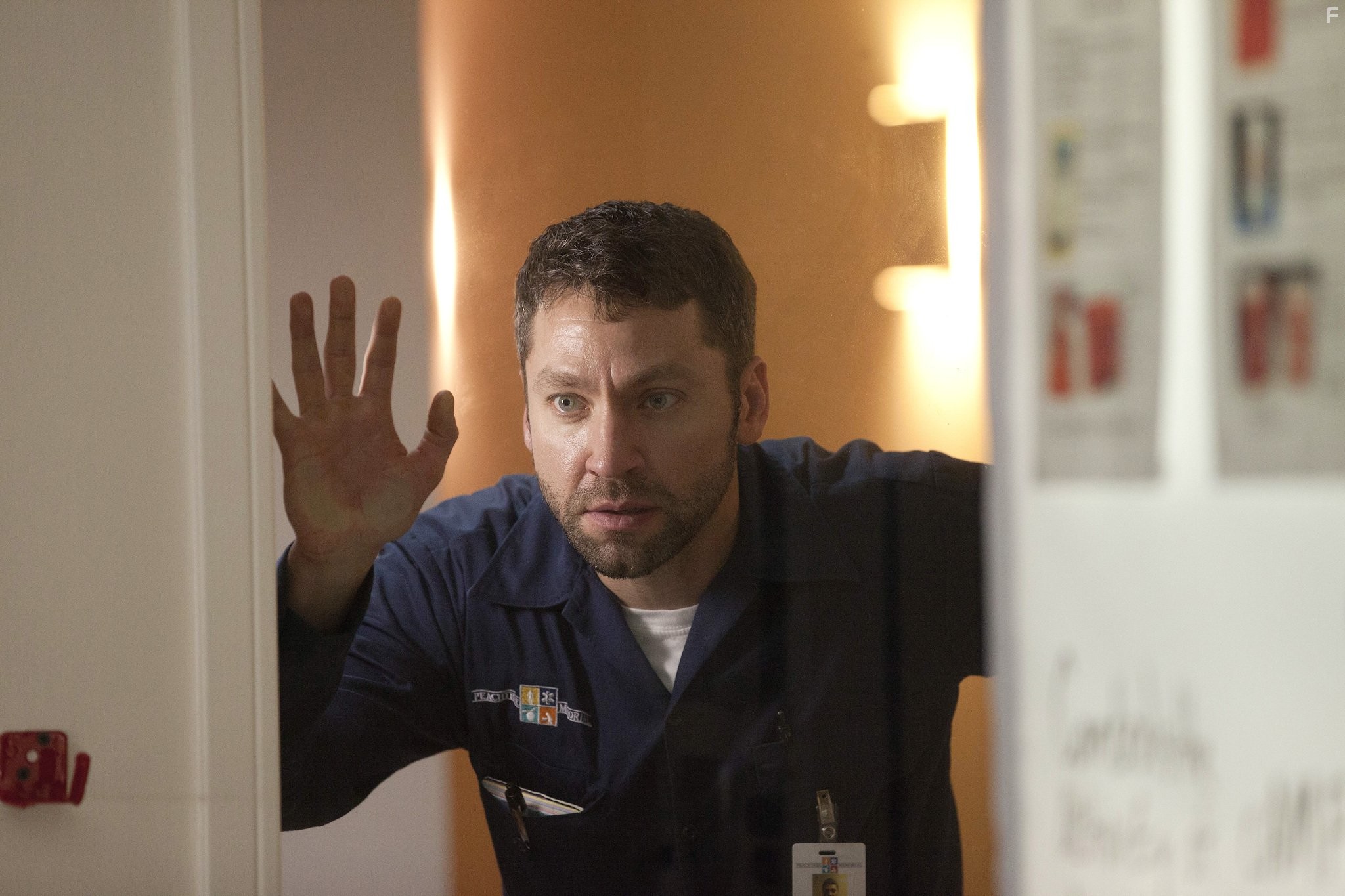 Michael Weston in Кома (2012)