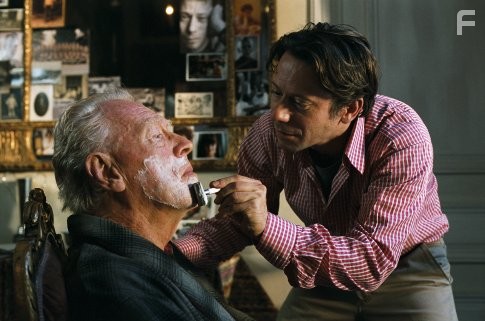 Max von Sydow and Mathieu Amalric in Скафандр и бабочка (2007)