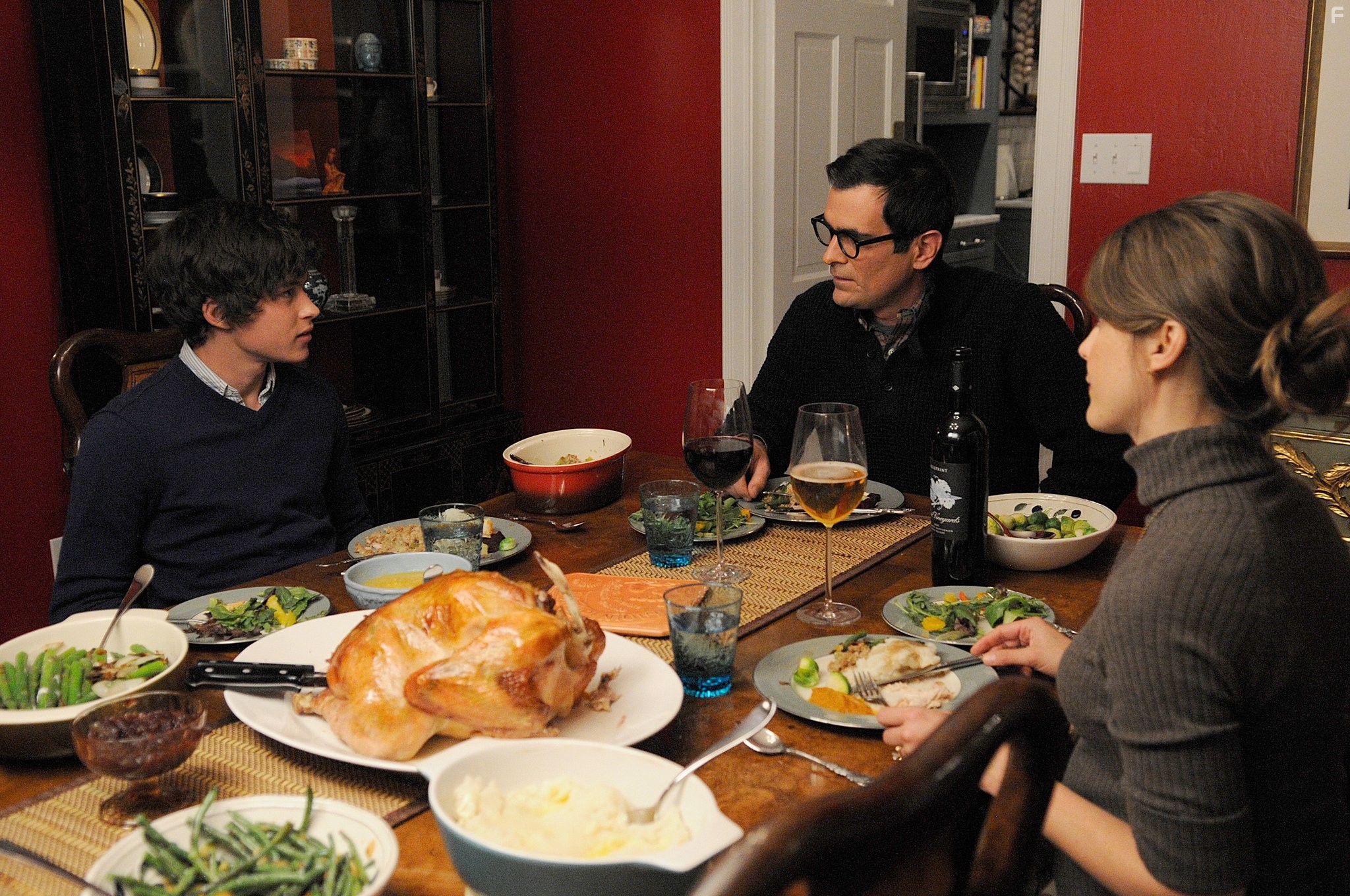 Keri Russell, Ty Burrell, and Graham Phillips in Козы (2012)