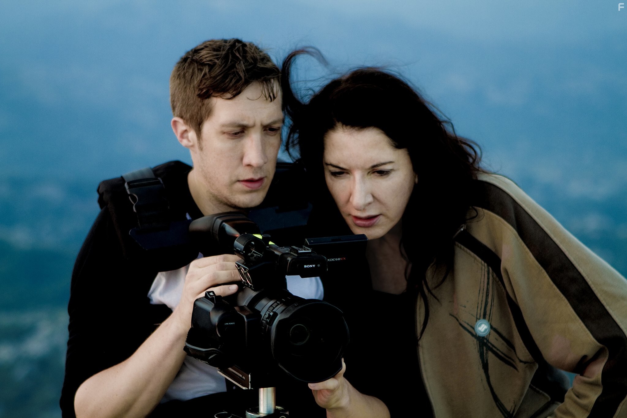 Marina Abramovic and Matthew Akers in Марина Абрамович: В присутствии художника (2012)