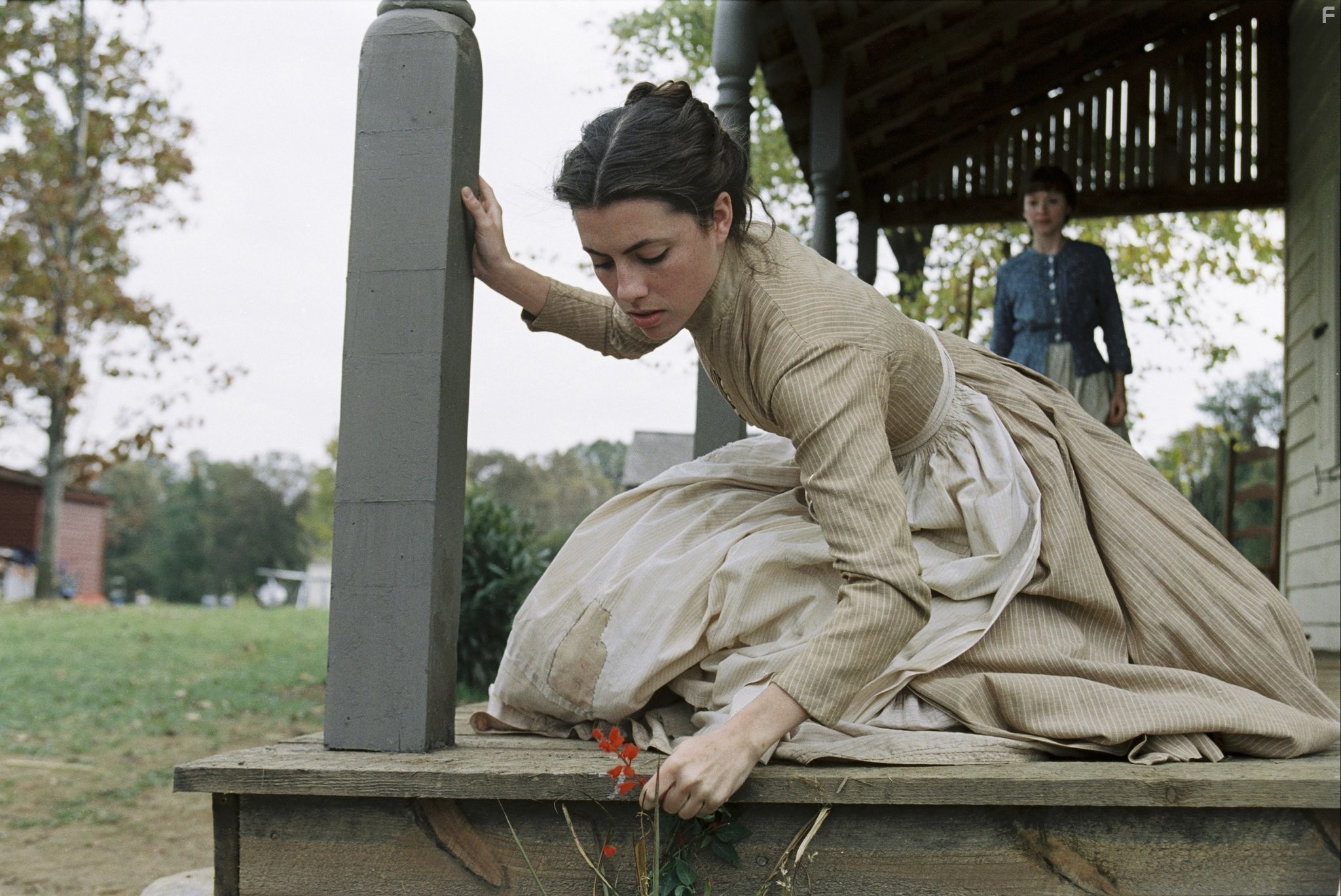 Shannon Lambert-Ryan in Таинственный лес (2004)