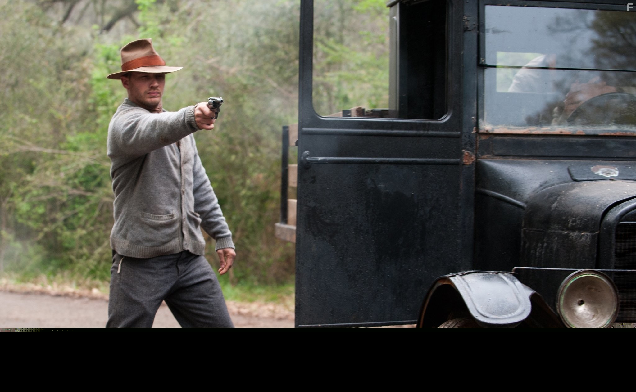 Tom Hardy in Самый пьяный округ в мире (2012)