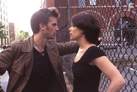 Neve Campbell and Frederick Weller in Когда меня полюбят (2004)