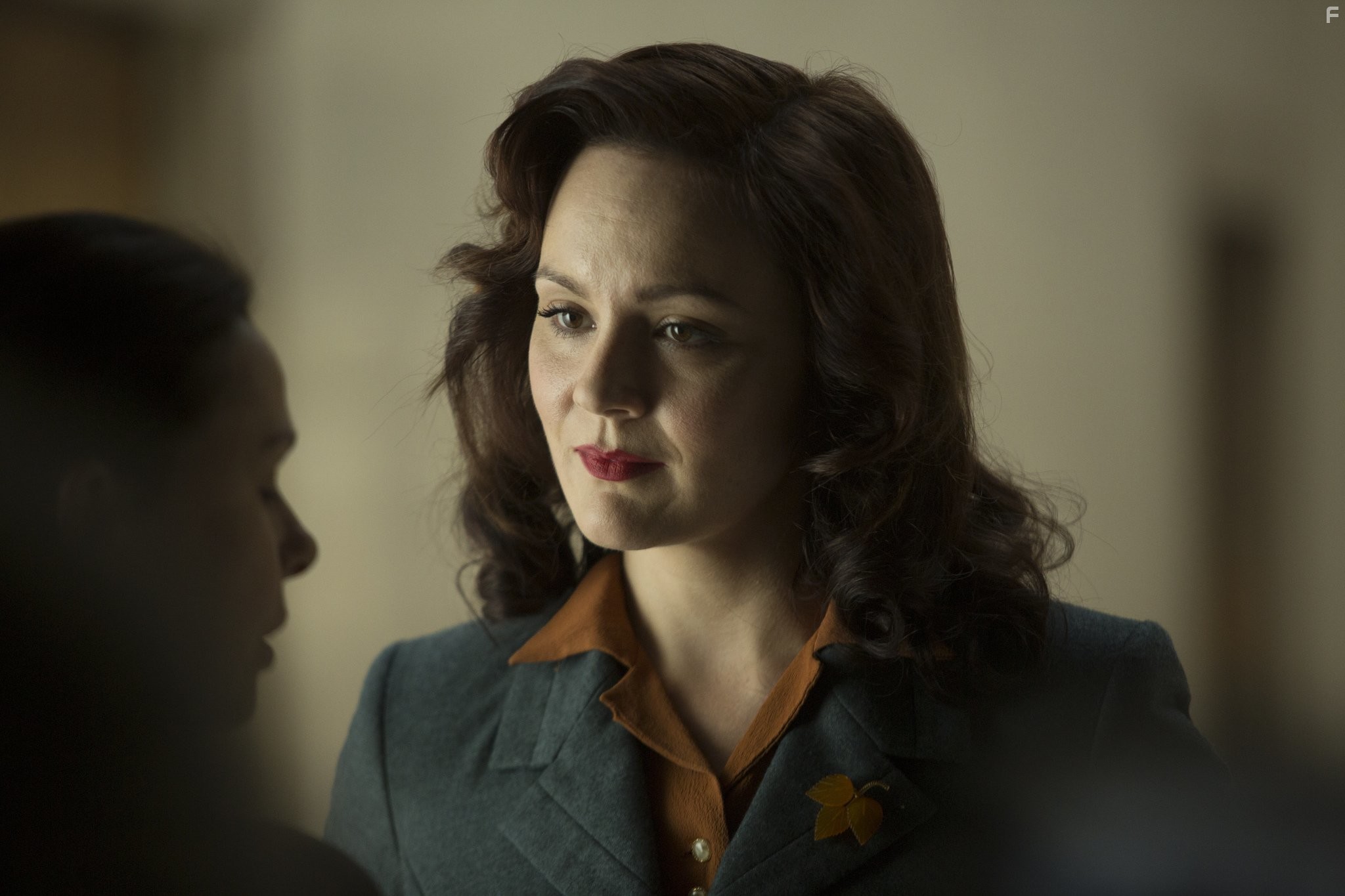 Rachael Stirling and Anna Maxwell Martin in Код убийства (2012)