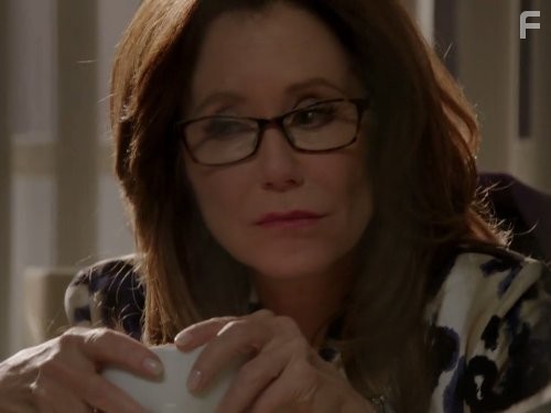 Mary McDonnell in Особо тяжкие преступления (2012)