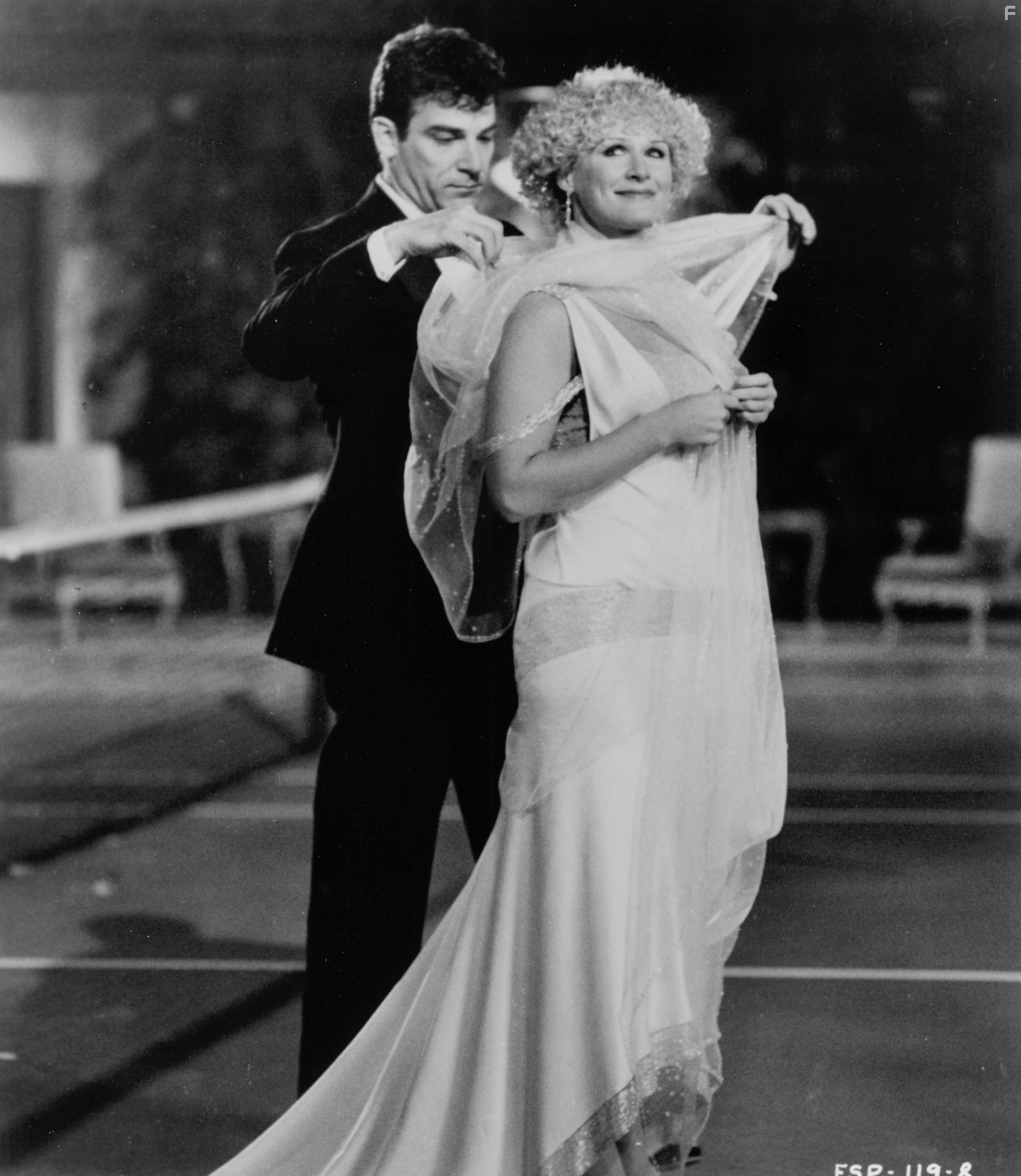 Glenn Close and Mandy Patinkin in Maxie (1985)