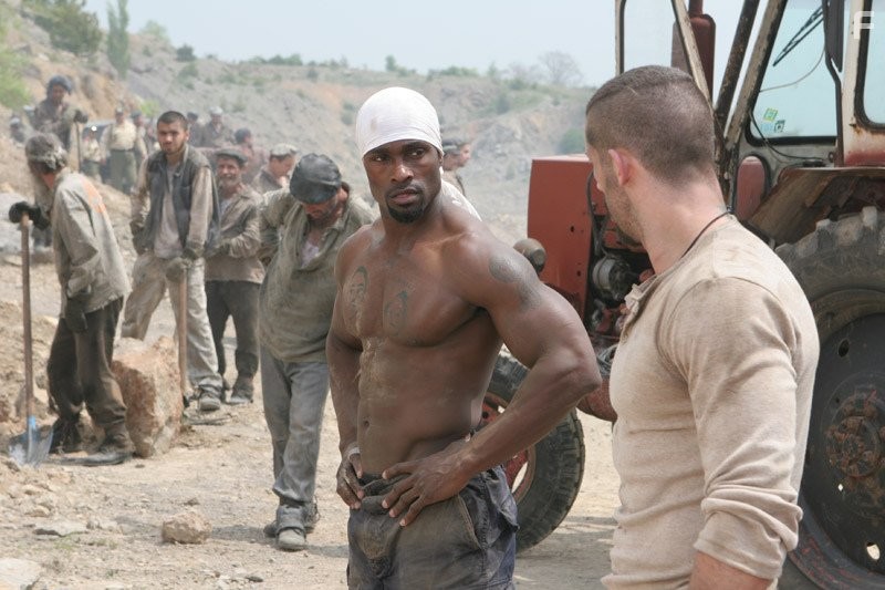 Scott Adkins and Mykel Shannon Jenkins in Неоспоримый 3 (2010)