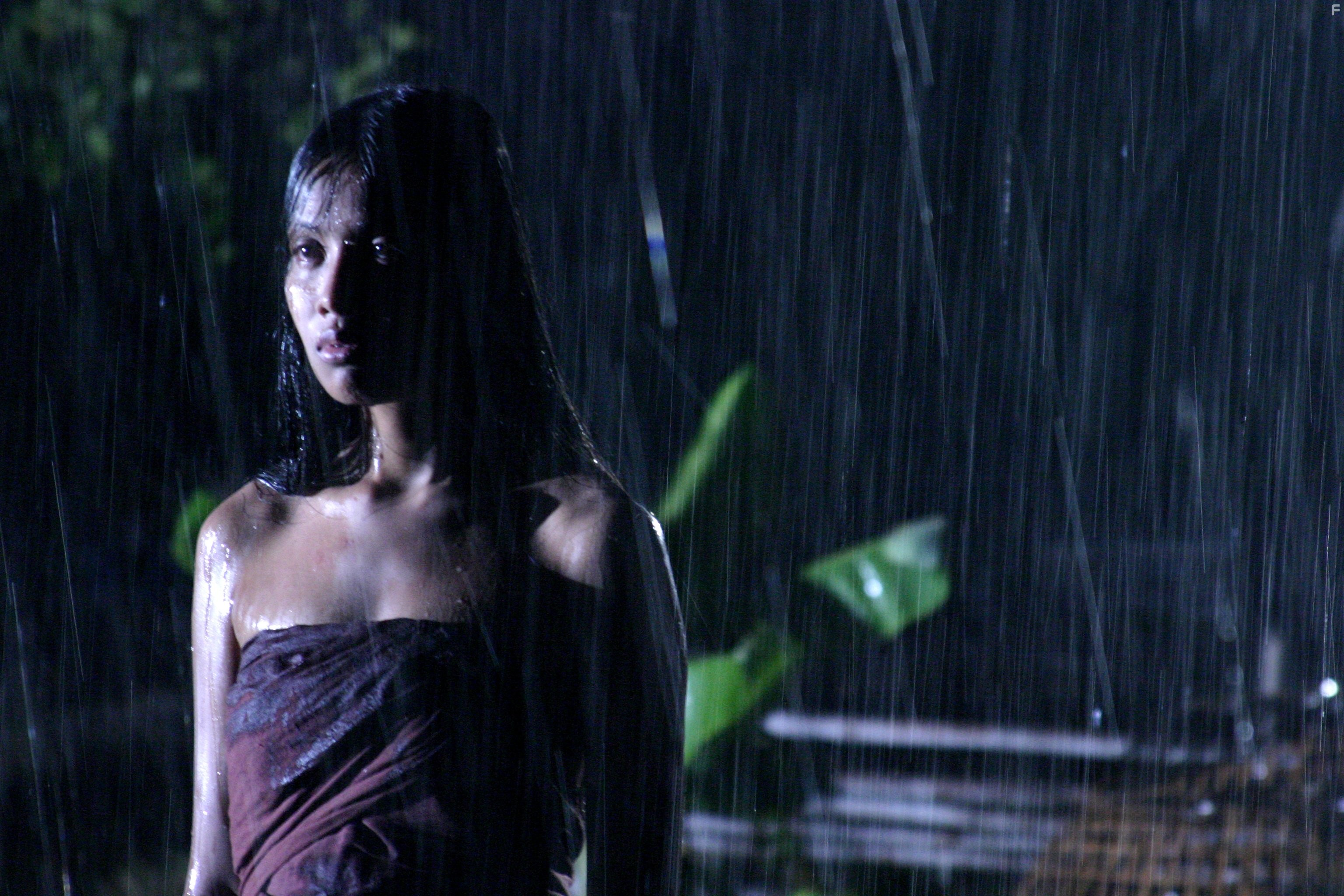 Porntip Papanai in Ghost of Mae Nak (2005)