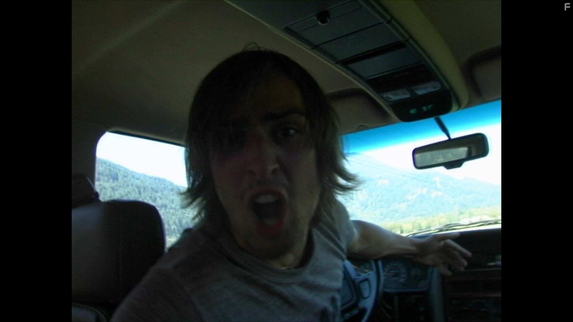 Richard Olak in Искажение (2011)