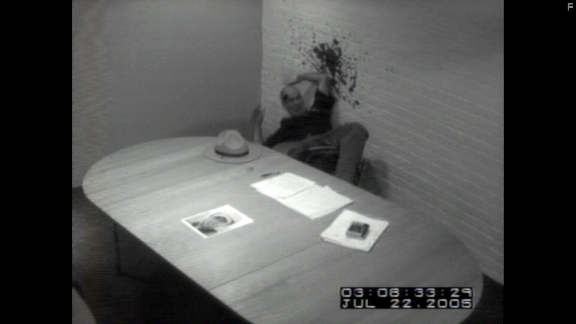 James Mark in Искажение (2011)