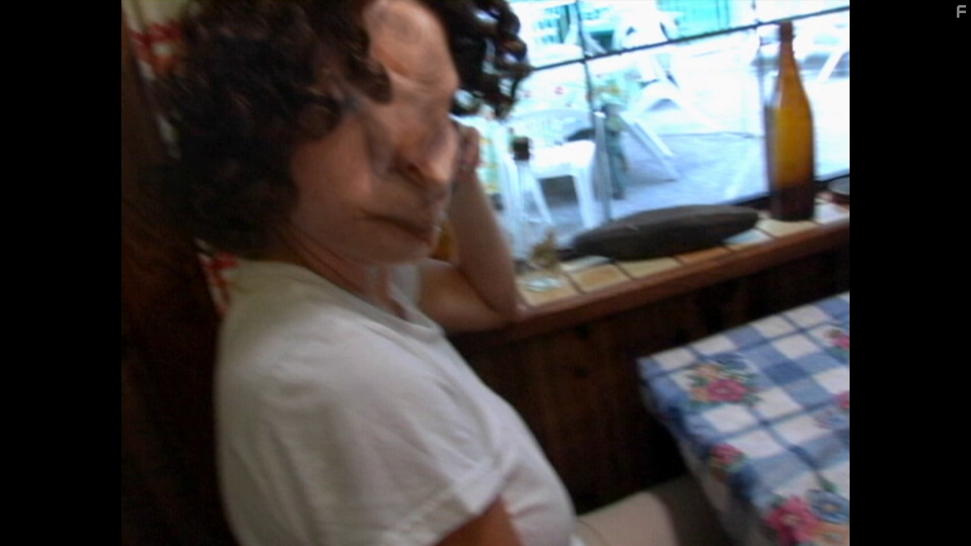 Amber Lewis in Искажение (2011)