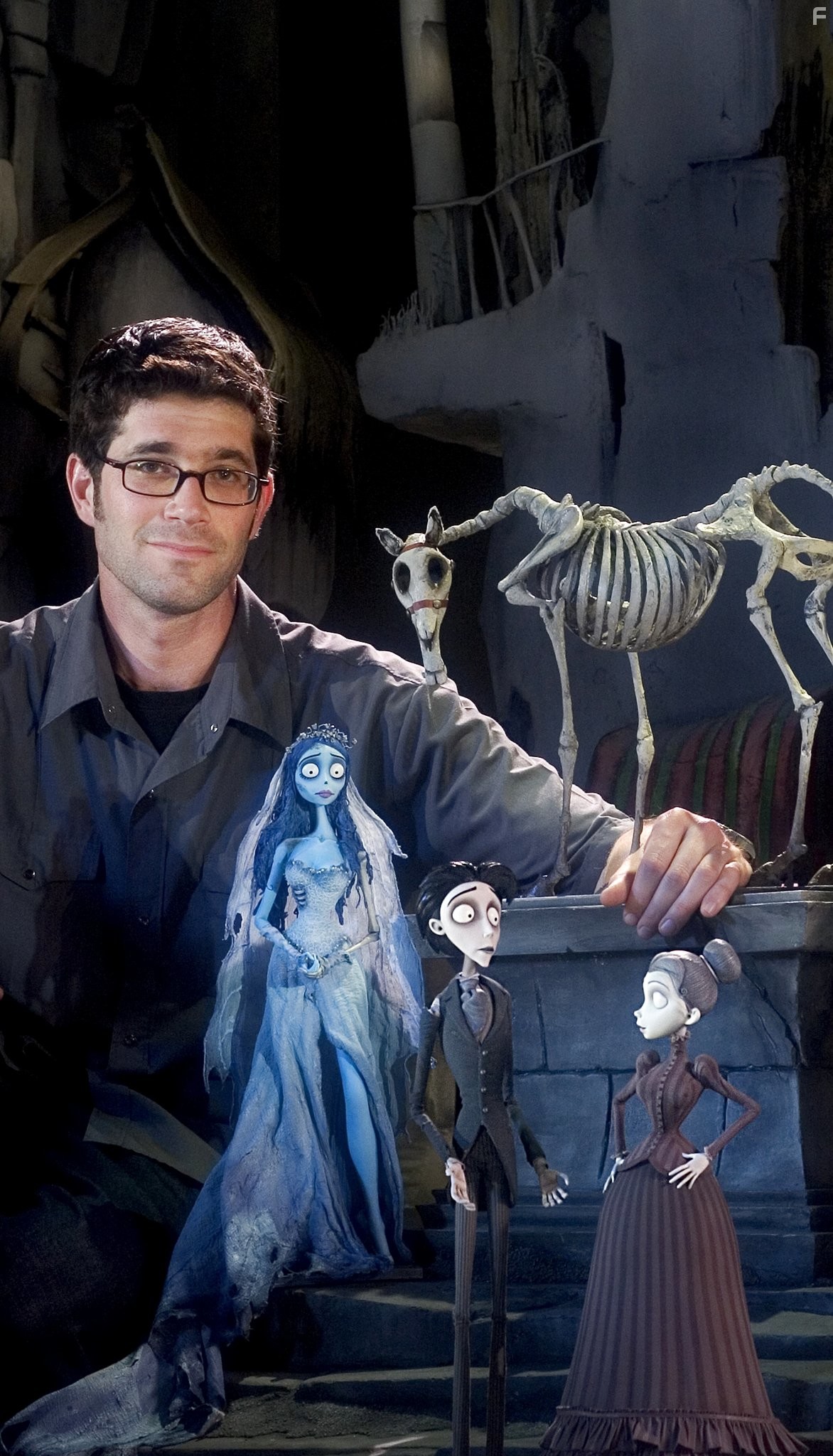 Mike Johnson in Труп невесты (2005)