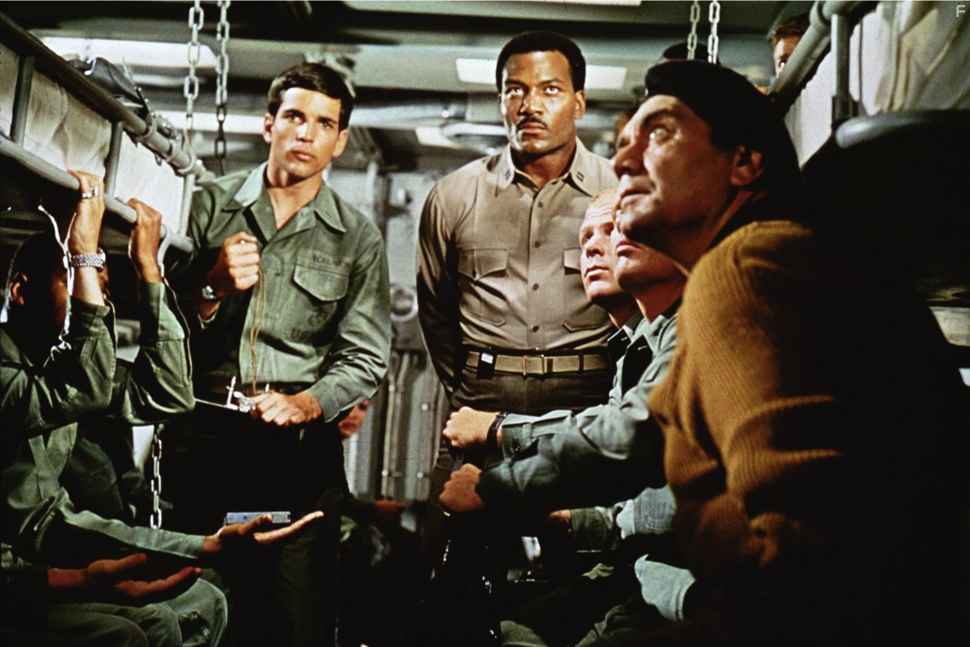 Jim Brown in Полярная станция 'Зебра' (1968)