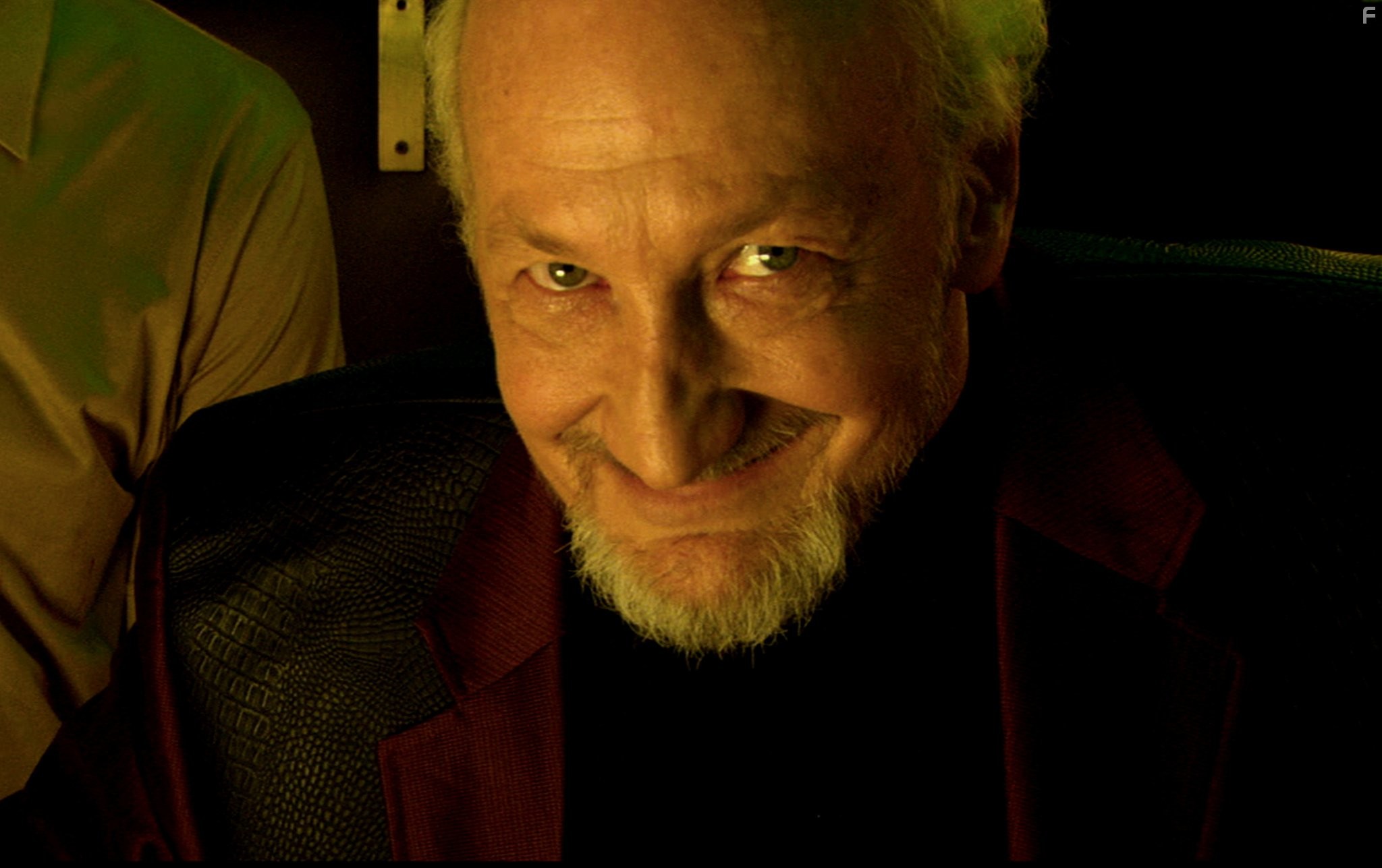 Robert Englund in Стриптиз от зомби (2008)