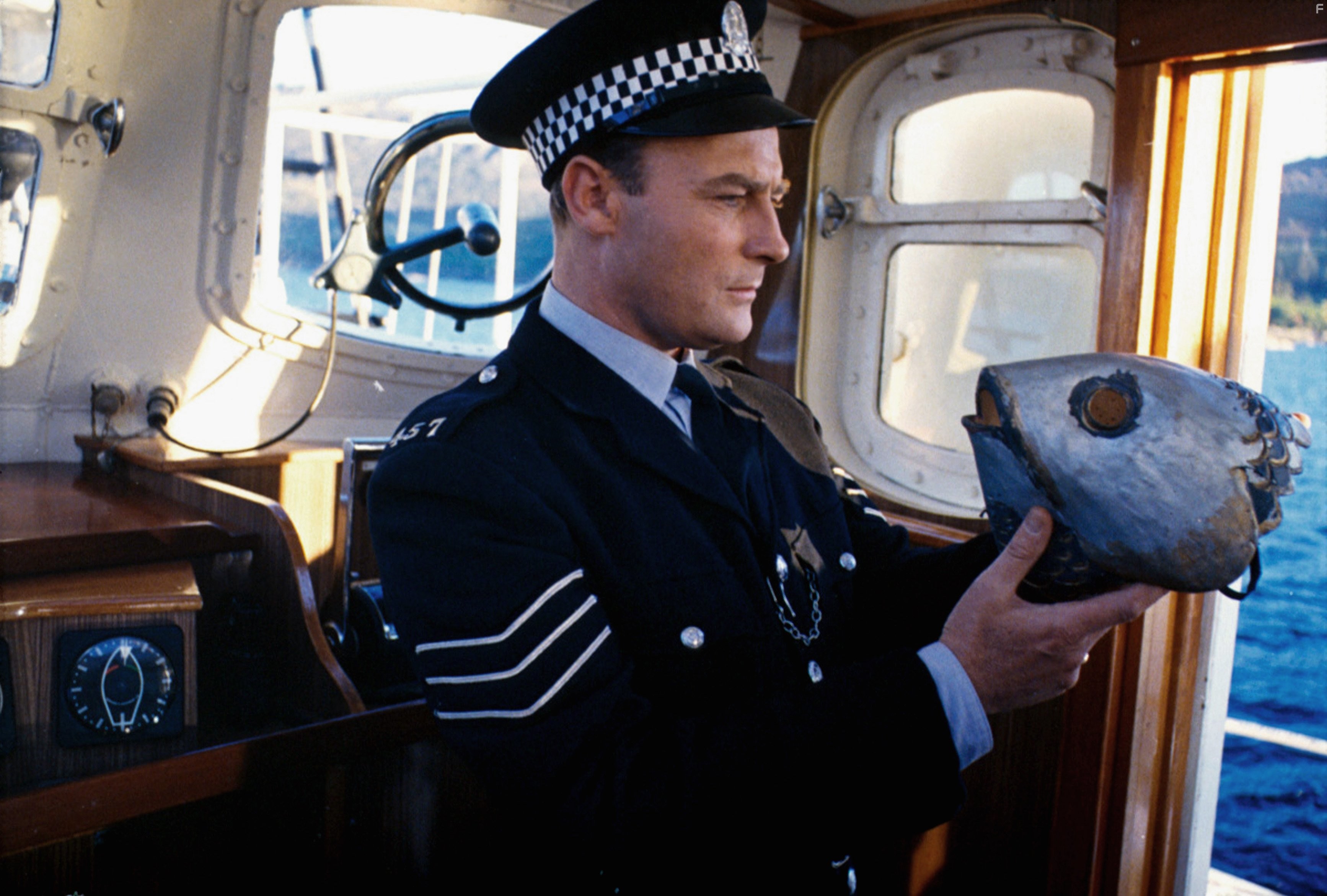 Edward Woodward in Плетеный человек (1973)