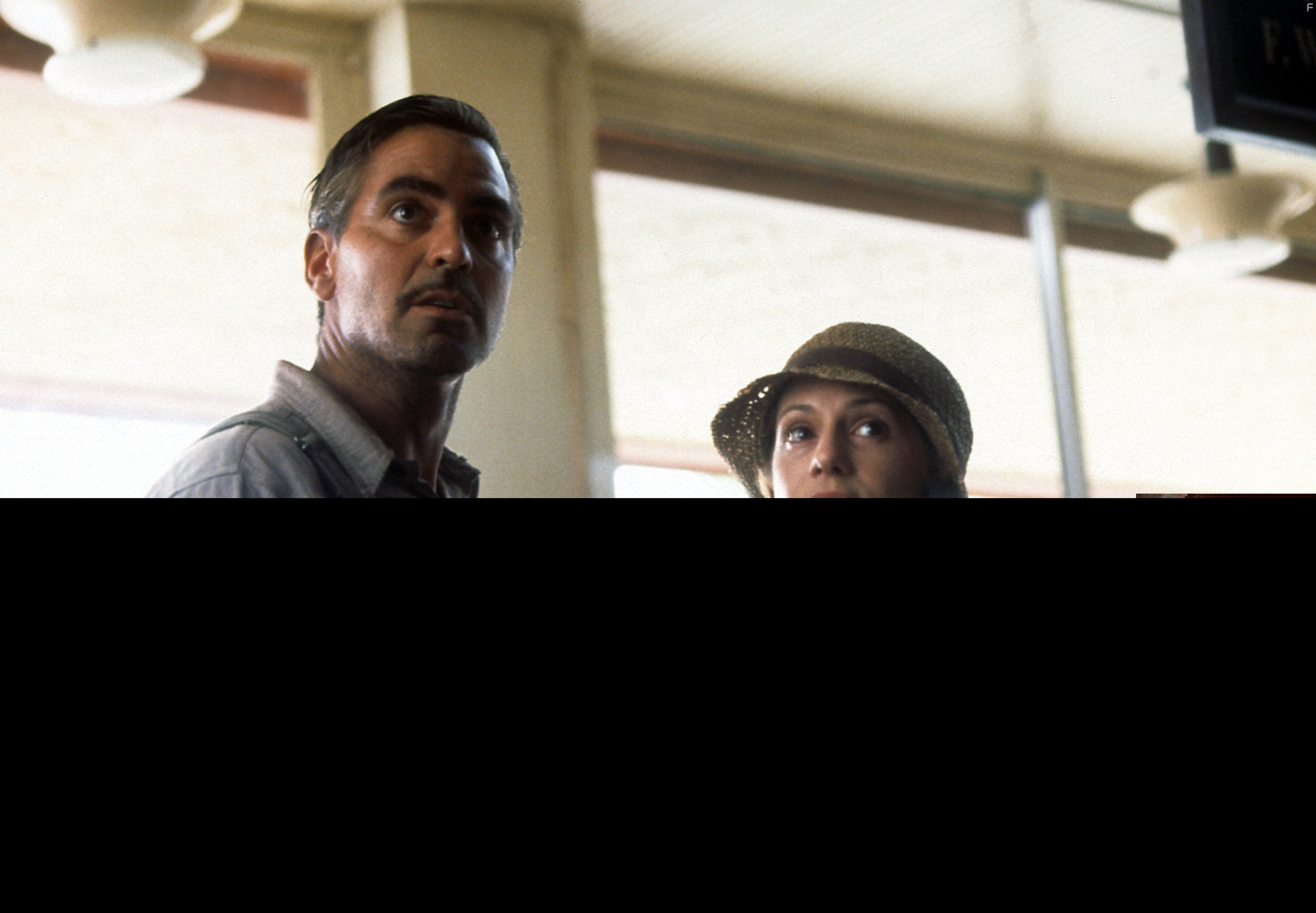 George Clooney and Holly Hunter in О где же ты брат? (2000)