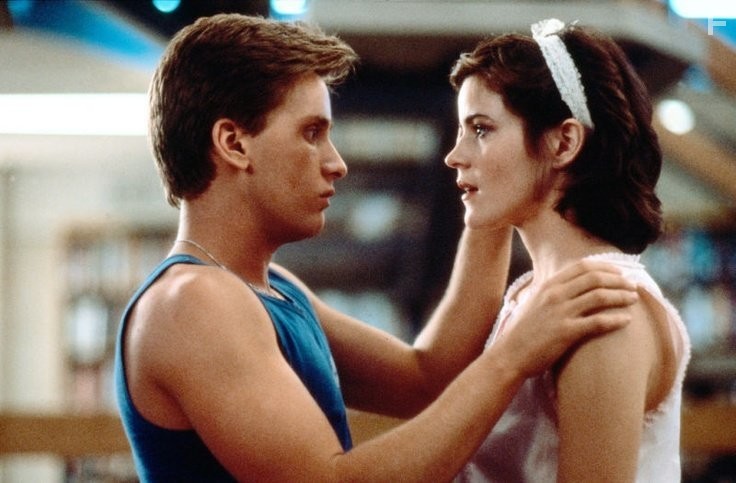 Emilio Estevez and Ally Sheedy in Клуб Завтрак (1985)