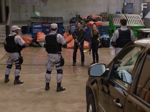 Портал юрского периода: Новый мир (2012)