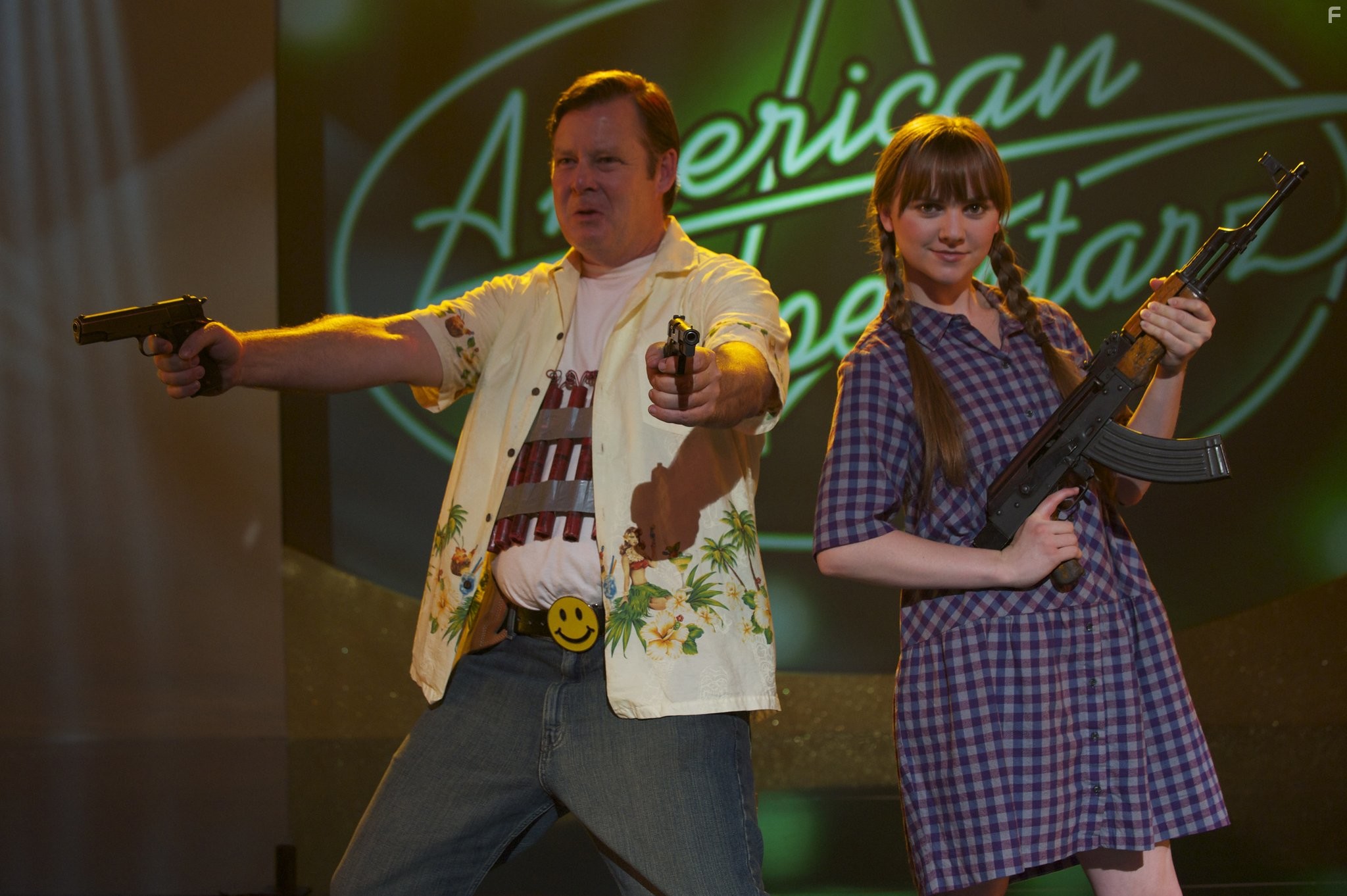 Joel Murray and Tara Lynne Barr in Боже, благослови Америку! (2011)