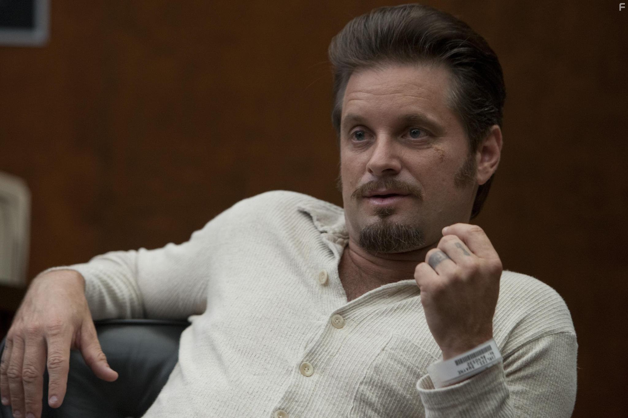 Shea Whigham in Линкольн для адвоката (2011)