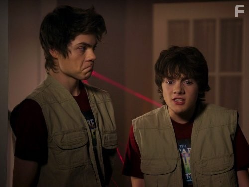 Моя няня - вампир (2011)